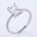 Vintage Silberring mit rechteckigem Zirkonia und funkelnder Diamant-Vierkrallen-Fassung - US 6 / Stahlfarbe
