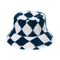 Dettaglio della trama a rombi blu e bianchi e del morbido tessuto di questo cappello - Blu Notte