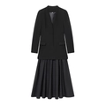 Formal black long sleeve blazer with matching pleated skirt suit for professional women - XS / Black