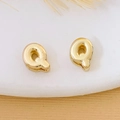 Minimalist 18K gold plated copper earrings in the shape of letter Q with a polished finish - Gold Letter Q