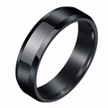Anillo minimalista de acero inoxidable negro con pulido espejo y bordes redondeados - US 6 / Negro