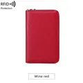 Cartera para pasaporte RFID en piel genuina color vino tinto con textura de litchi - Burdeos
