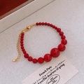 Collier artisanal de perles rouges en dégradé avec chaîne en métal doré réglable - Bracelet Coulissant Rond en Acier Titane Rouge (16#)
