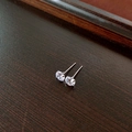 Orecchini a perno in argento con zircone rotondo a quattro griffe su legno - Stile Classico a Diamante Singolo a Quattro Griffe (68#) / 6cm / Argento