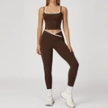 Ensemble de yoga marron foncé à taille haute avec liseré blanc et brassière dos nu - S / Haut et Bas (5009/9253) / Ensemble Pantalon / Café Foncé