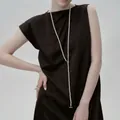 Vue détaillée du collier perles en Y avec fermoir en T et bague en perles assortie - Collier Brossé 6mm - 120cm de Long