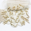 Eleganter Alphabet-Anhänger mit 18K Vergoldung und Perle für DIY-Schmuckherstellung - A-Z Set mit 26 Stück / Set von 26