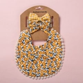Coffret bavoir bébé boho en coton à pompons et bandeaux à nœuds assortis - Gingham Jaune Blanc avec Style Floral Champêtre (5)