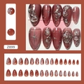Unghie finte rosso scuro con metallo liquido 3D, perle e motivi a stella forma a bara - Z899 Dark Punk (Tipo di colla)