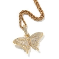 Detailopname van gouden vlinderhanger met glinsterende strass-steentjes en gedraaide ketting - Gold Butterfly + Twist Chain