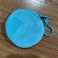 Blue round plush coin purse with matching zipper and plastic carabiner clip - 8.5cm / Light Blue