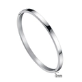 Detailed view of 4mm polished stainless steel cuff bracelet with visible hinge design - Circumference 16.5cm / 4MM Silver
