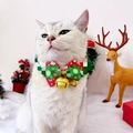 Collier nœud papillon de Noël pour animaux avec motif flocon et cloche dorée pour chats - Collier Vert Noeud Papillon de Noël