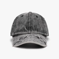 Berretto da baseball in denim grigio scuro lavato con bordi sfilacciati e strappi - Nero (24A210)