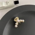 French palace style golden hair claw clip with white pearls on black background - 5 Pearls Style / Gold