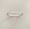 Detailed view of silver minimalist titanium steel bracelet with a polished finish surface - 4mm (PZK935) / Silver