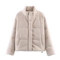 Kurze Daunenjacke mit Stehkragen in Beige und einer glatten, wollartigen Textur - S / Aprikose