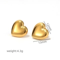 Dettaglio orecchini a cuore da 13mm in acciaio inossidabile dorato 18k, 4,3g - Orecchini a Bottone a Cuore Oro (13mmx12mm)