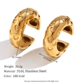 Detailed size specifications of 18K gold hollow heart earrings with 30.5mm outer diameter - Heart Embossed Hoop Earrings - Gold / 30MM