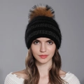 Bonnet en tricot noir pour femme avec fil pailleté et pompon en fourrure marron - Noir (avec Fil d'Argent)