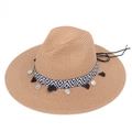 Brauner Strohhut im Fedora-Stil mit Münzanhängern und Ethno-Webband für Damen - M (56-58cm) / Kaffeebraun