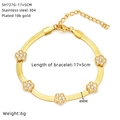 Dettaglio del bracciale in acciaio inossidabile placcato oro 18k con larghezza 4mm - Stile Fiore a Cinque Petali Zircone (SH727G-17+5CM)