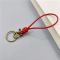 Porte-clés en cuir rouge fait main avec boucle fer à cheval en laiton et anneau - Corde en Cuir Rouge Boucle Fer à Cheval Bronze