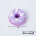 Bomba da bagno a forma di ciambella viola con decorazione a righe, diametro 7 cm - Viola-Crema