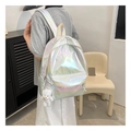 Vue arrière du sac à dos argenté holographique laser avec un pendentif ours en peluche - Blanc