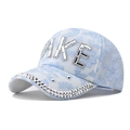 Berretto da baseball azzurro traspirante con pizzo floreale e strass AKE scintillanti - Strass Scintillanti AKE Blu