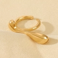 Anello aperto minimalista in metallo liquido placcato oro con finitura lucida a specchio - Metallo Liquido Aerodinamico Oro (KC Oro 7236)
