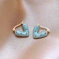 Détail de boucles d'oreilles cœur bleu clair à pois rouges sur soie champagne élégante - Style Anneau Coeur Point Rouge Bleu Clair (19# Anneau-Bleu-Coeur)