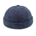 Detailaufnahme der dunkelblauen Cord-Dockermütze mit vertikaler Rippenstruktur des Stoffes - M (56-58cm) / Marineblau
