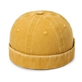 Retro mustard yellow corduroy brimless docker hat for men in a stylish 6-panel design - Adjustable / Yellow