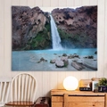 Arazzo da parete con paesaggio naturale, cascata e lago blu per decorazioni - 150x130cm / Cascata di Roccia in Piscina Blu