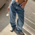 Classic light blue washed wide-leg denim jeans with a vintage loose fit style - S / Washed Blue