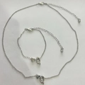 Parure collier et bracelet argentés avec pendentifs coeur et lettre D minimalistes - Lettre Q Style (7030) / Argent