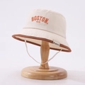 Μπεζ καπέλο για νήπια με κέντημα Boston και καφέ λεπτομέρεια στο γείσο - Μπεζ