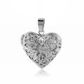 Relicario de corazón plateado en acero inoxidable con patrones de estrellas caladas - Pendant Only (Without Chain) / Plateado