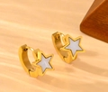 Pendientes de estrella elegantes en acero inoxidable oro 18K con incrustación de nácar - Aro de Estrella