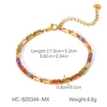 Detalle macro de la pulsera chapada en oro de 18K con circonitas de colores y cierre - Pulsera de Zirconia Baguette de Colores (HC-B20344-MX)