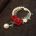 Detail of golden hair comb with red velvet roses, white pearls and green rhinestone leaves - F0424 Gold Red Rose