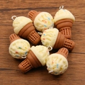 Colgante de resina DIY en forma de helado crema con chispas y anillo metálico - Amarillo