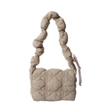 Bolso bandolera de nailon acolchado beige con correa plisada y detalle borla - Caqui