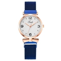 Fashionable women's quartz watch with rose gold case and blue magnetic mesh band - Blue