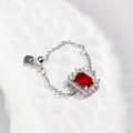 Detail of adjustable chain ring with red square gemstone and heart pendant charm - Red Zirconia - Silver