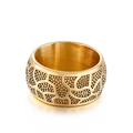Anillo ancho vintage dorado con relieve de puntos y textura irregular para hombres - US 8 / Dorado