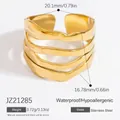Wasserfester Edelstahlring mit mehreren Wellenschichten in Gold und Hammerschlag - Wellen Gehämmert (JZ21285) / Gold