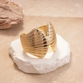 Gold Muschelform