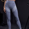 Naadloze fitnesslegging met hoge taille, witte strepen en perzik-lift effect - S / Blauw